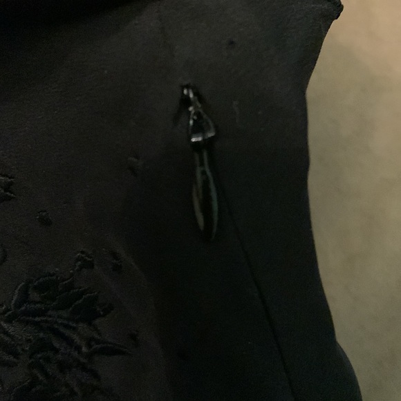 Size 8 TopShop floor length elegant black evening dress. Fitted through waist. - Picture 6 of 9